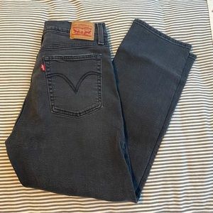 Levi’s Wedgie Straight Jeans
